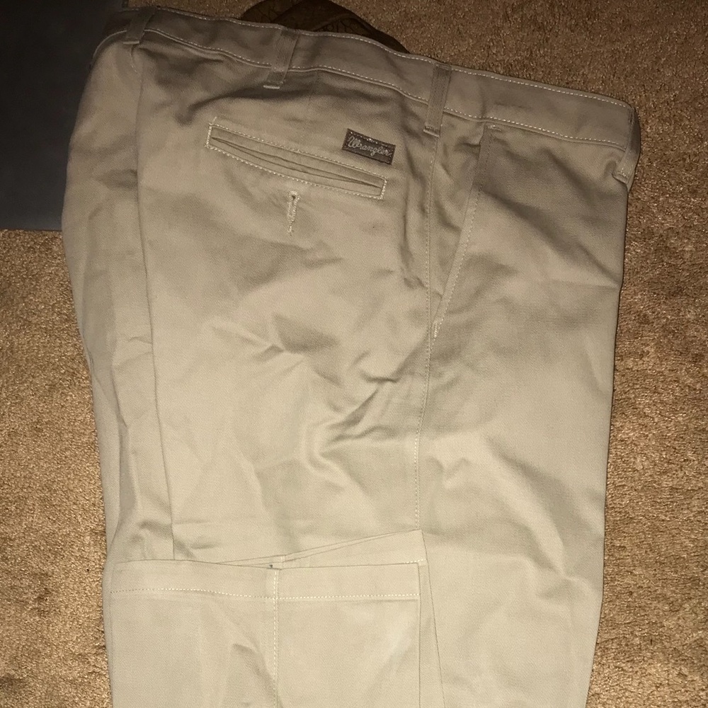 Wrangler khaki pants